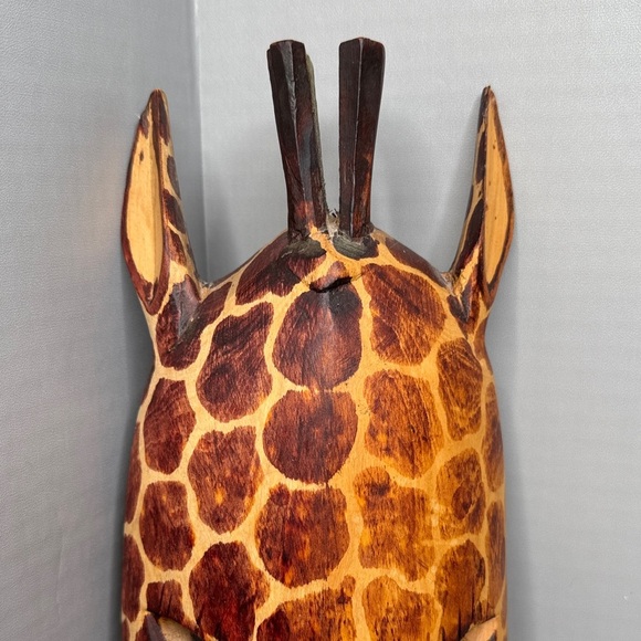 Vintage Estate Handcrafted Giraffe Mask Wall Art 15" - Picture 2 of 10